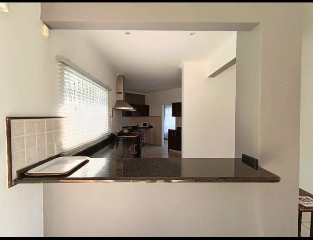 4 BEDROOM HOUSE FOR SALE IN BALLITO CENTRAL